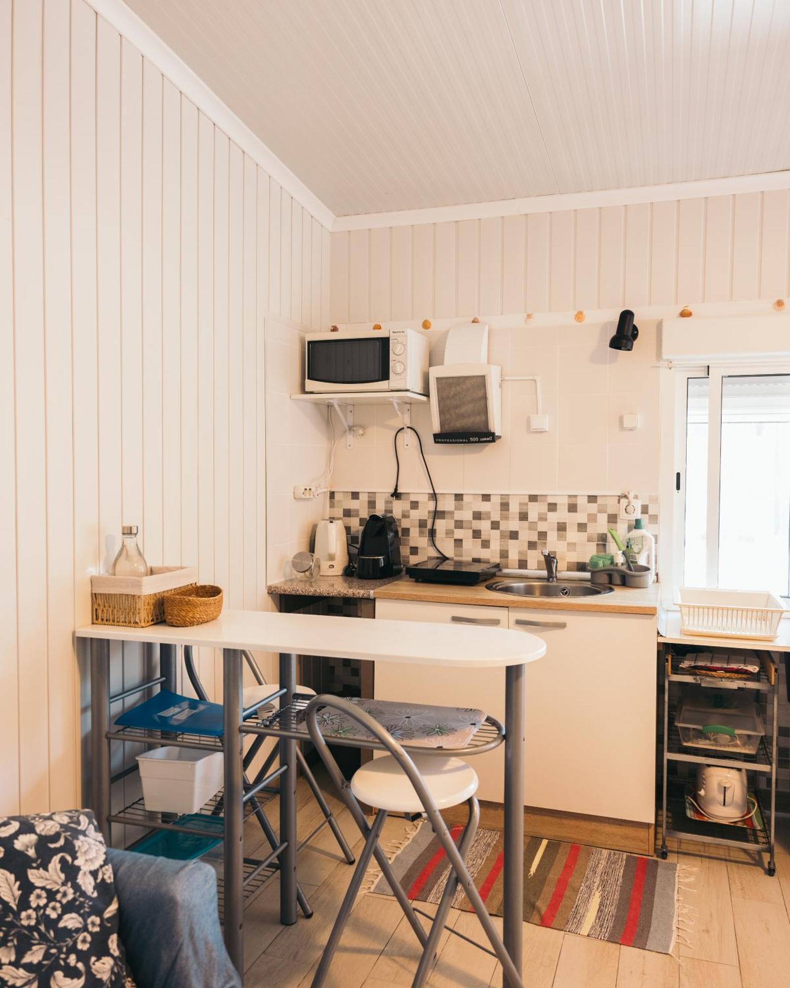 Costanova Surfhouse *