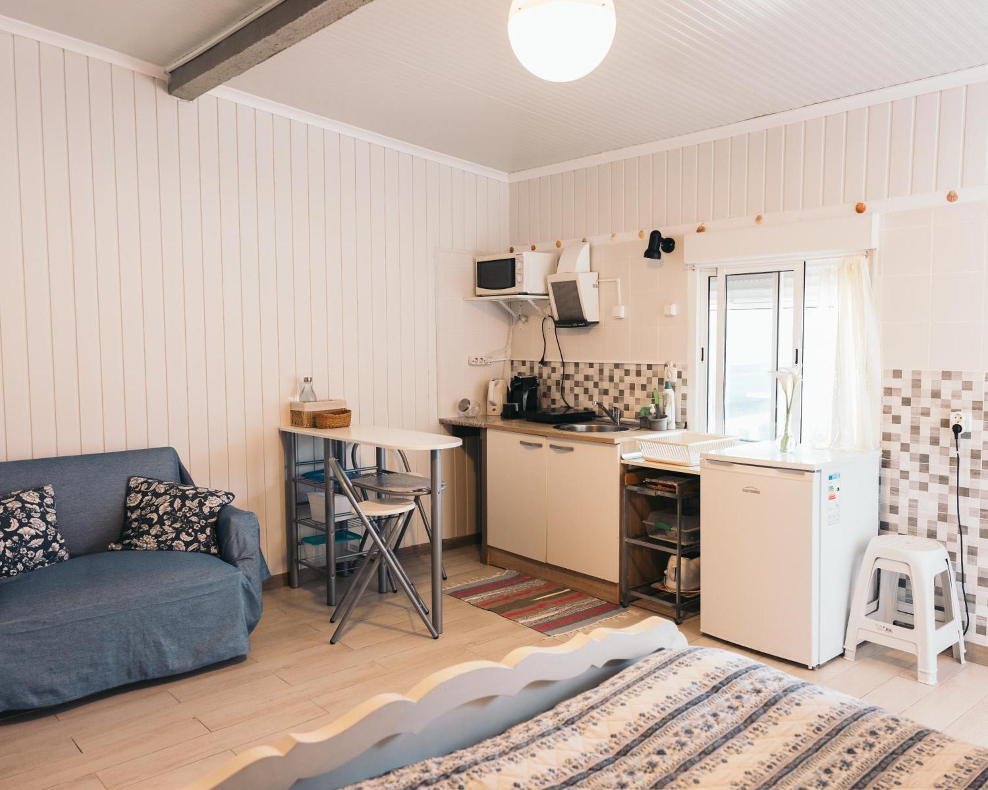 Costanova Surfhouse